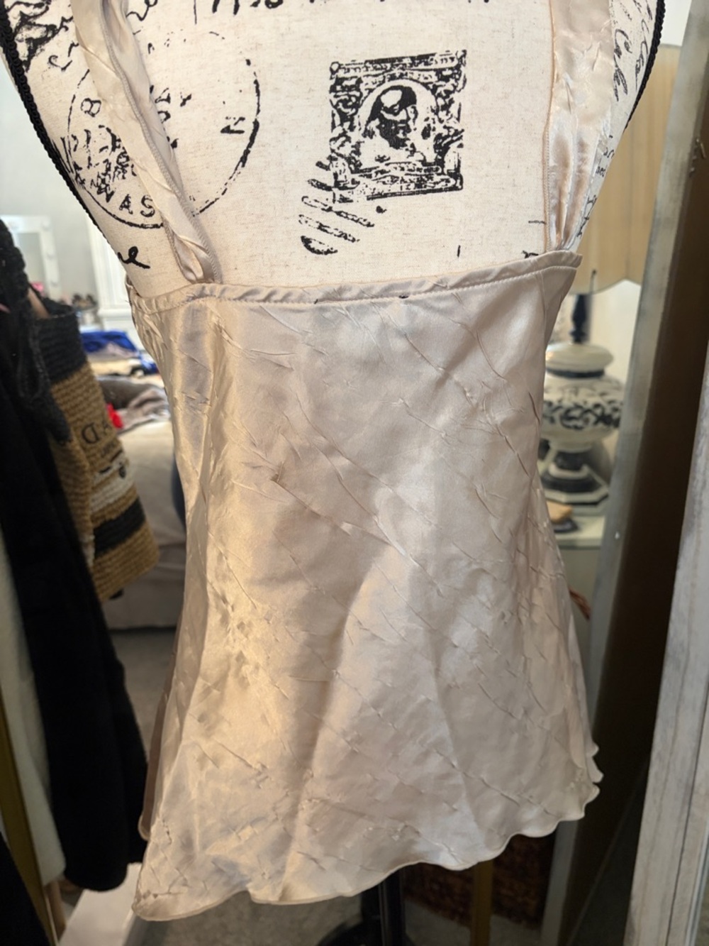 ❤️Champagne Silk Bow-Front Spaghetti Strap Tank - Picture 6 of 7